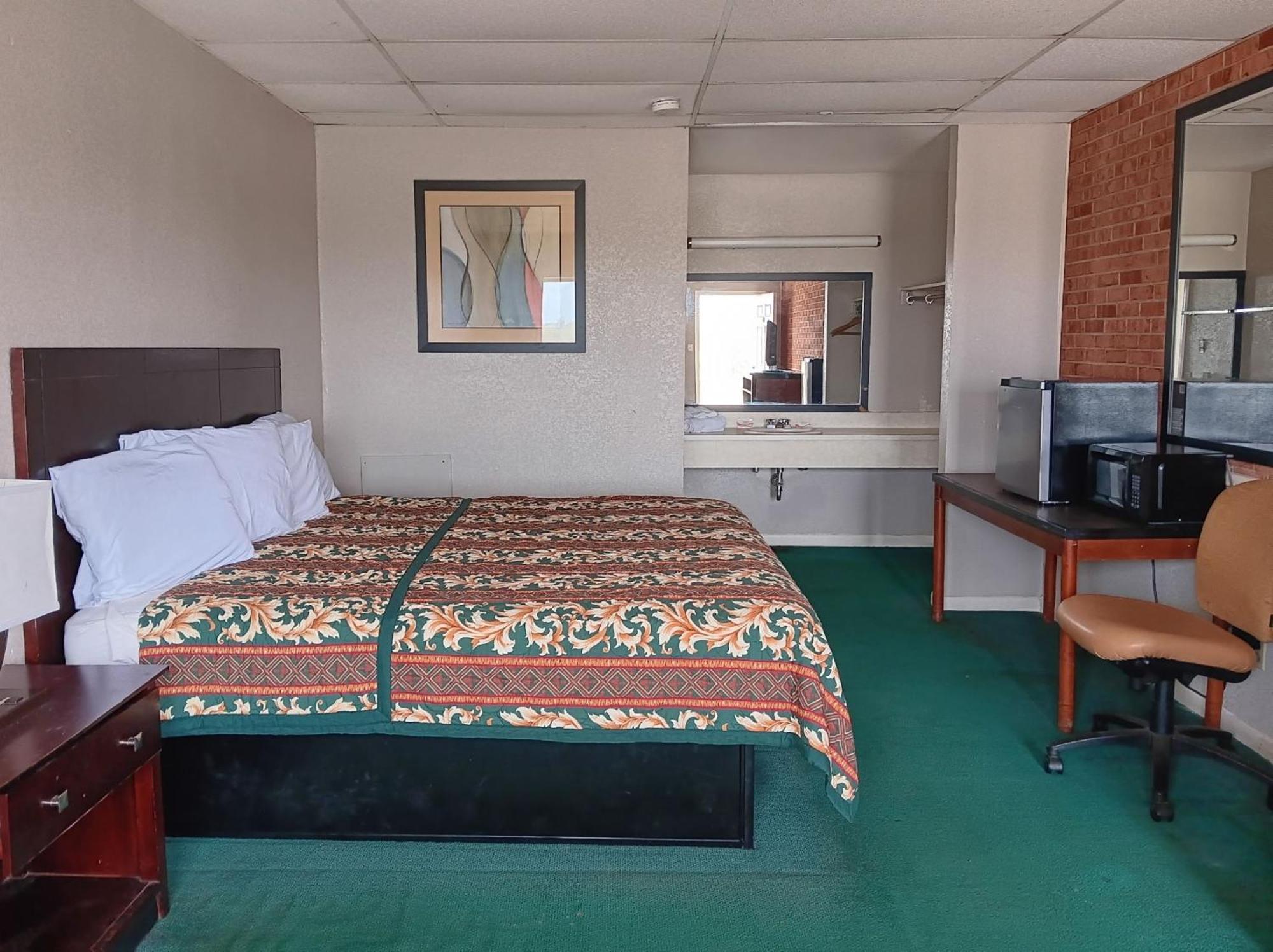 Oyo Sheldon'S Motel And Restaurant キーズビル  エクステリア 写真